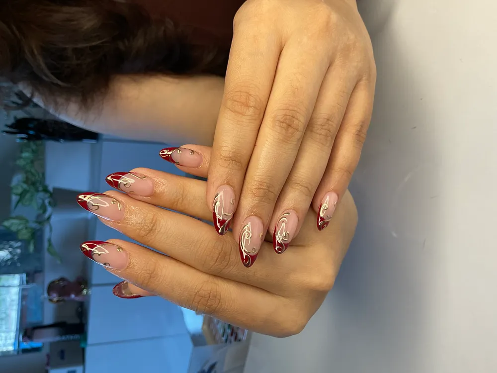 Baroque Gold Detailed Extensions