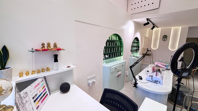 Nail art studio preview