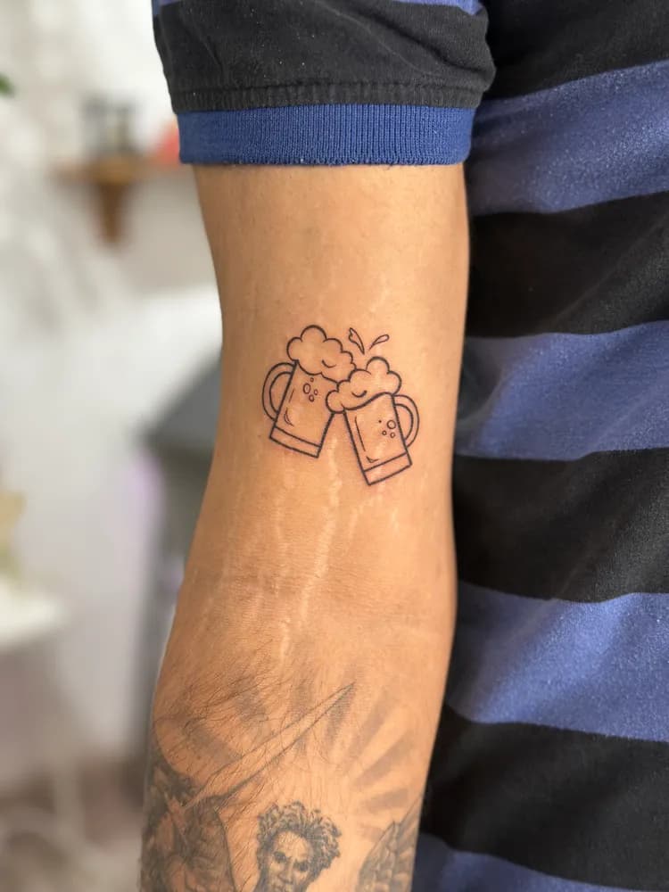 Minimalist Mountain Range Outline