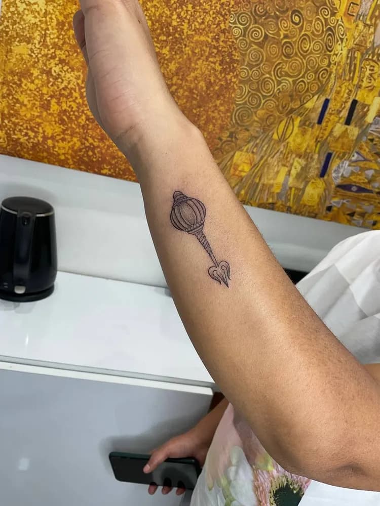 Geometric Pattern Arm Band